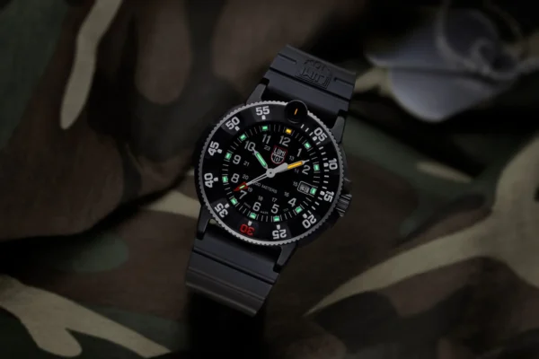 Luminox Navy SEAL Original 3001 Heritage Dive Watch, 43 mm XS.3001.H - Image 8